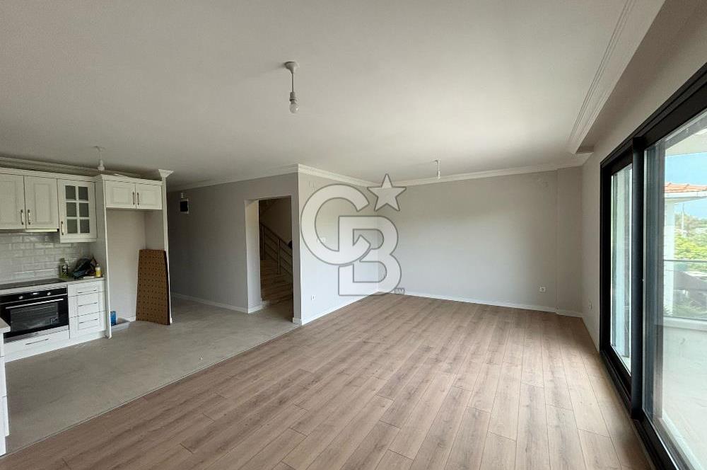 URLA BİN KONUTLAR GİRİŞİNDE CADDE ÜSTÜNDE KİRALIK DUBLEKS DAİRE