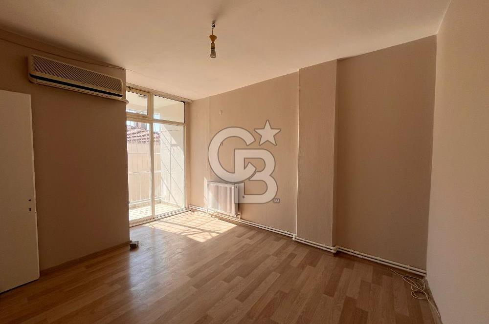 KARŞIYAKA AKSOY'DA ÖNÜ AÇIK KİRALIK 3+1 DAİRE