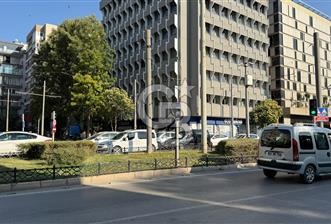 Alsancak Şair Eşref Bulvarı'nda Devren Satılık Cafe