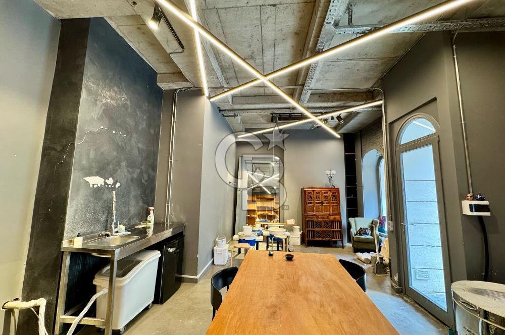 İtalyan Lisesi Karşısı 7 Metre Cepheli Kiralık Dükkan
