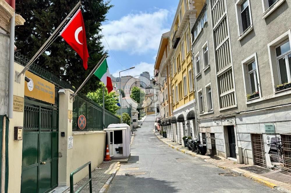 İtalyan Lisesi Karşısı 7 Metre Cepheli Kiralık Dükkan
