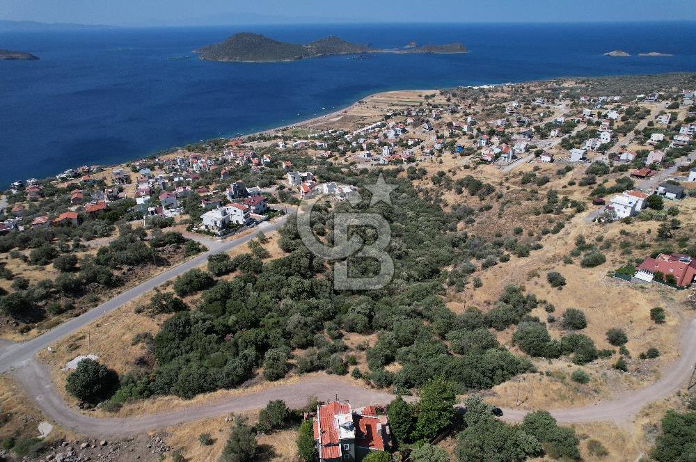 ÇANDARLI BİMEYKODA MUHTEŞEM DENİZ VE DOĞA MANZARALI SATILIK ARSA