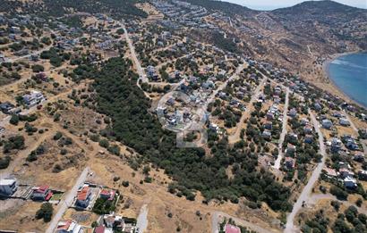 ÇANDARLI BİMEYKODA MUHTEŞEM DENİZ VE DOĞA MANZARALI SATILIK ARSA
