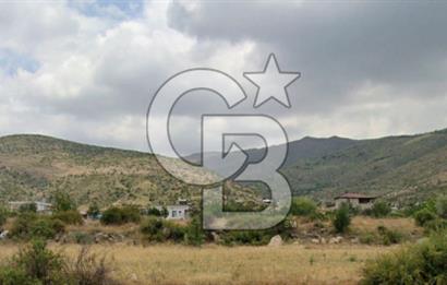 ALİ DAĞI VE ŞEHİR MANZARALI YOLA CEPHE TEMİZ VİLLA PARSELİ ÖNÜ