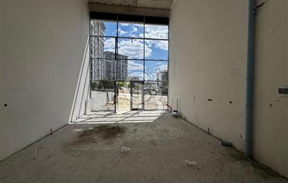 CADDEYE SIFIR/ÇAKIRLAR YAKIN/CADDE ÖNÜ/58M2/SIFIR KİRALIK DÜKKAN