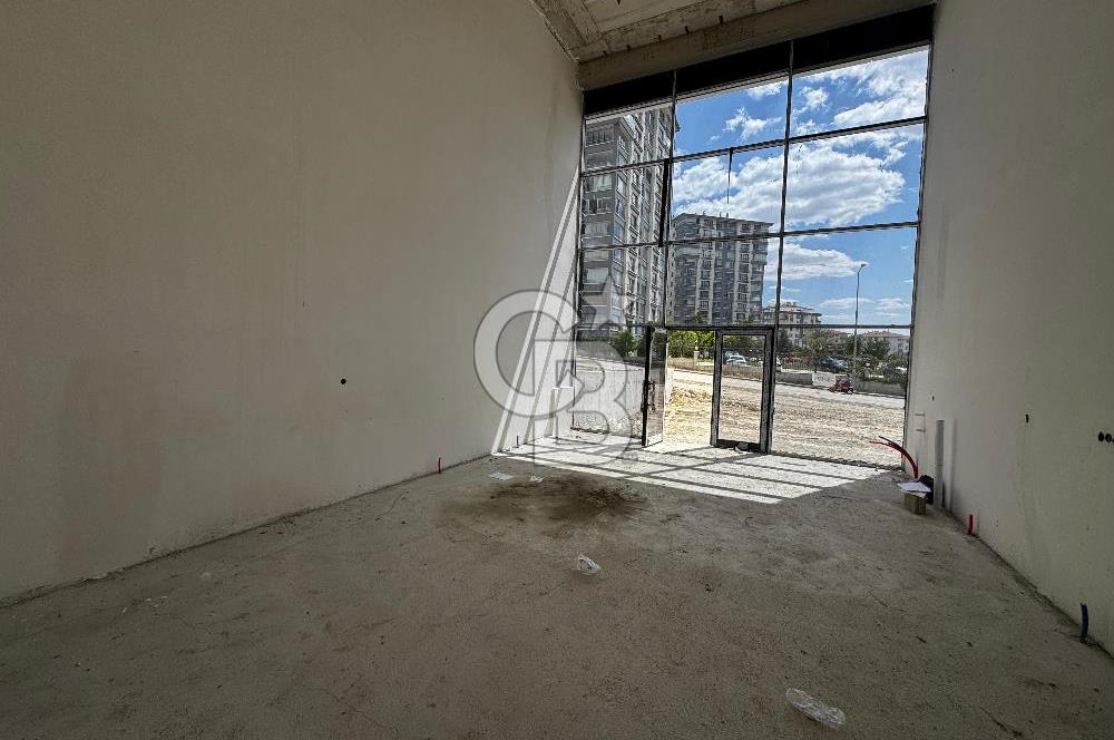 CADDEYE SIFIR/ÇAKIRLAR YAKIN/CADDE ÖNÜ/58M2/SIFIR KİRALIK DÜKKAN