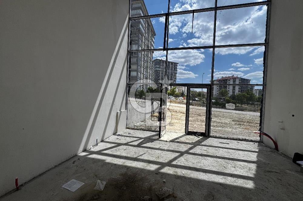 CADDEYE SIFIR/ÇAKIRLAR YAKIN/CADDE ÖNÜ/58M2/SIFIR KİRALIK DÜKKAN