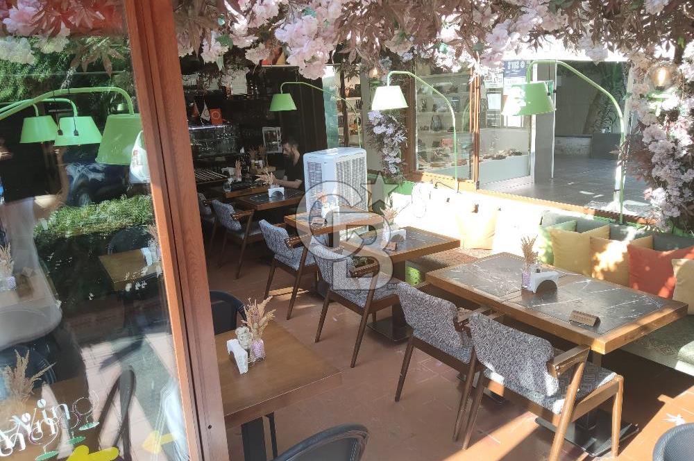 Alsancak Gül Sokak'ta Devren Kiralık Yüksek Cirolu Cafe