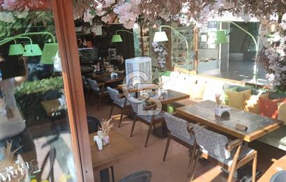Alsancak Gül Sokak'ta Devren Kiralık Yüksek Cirolu Cafe