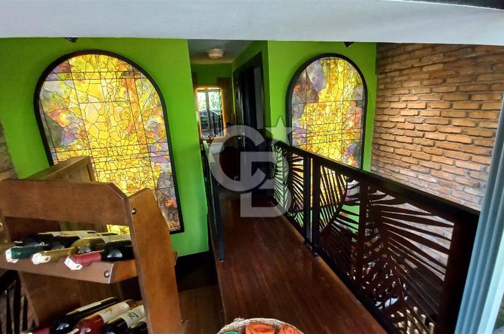 Alsancak Gül Sokak'ta Devren Kiralık Yüksek Cirolu Cafe