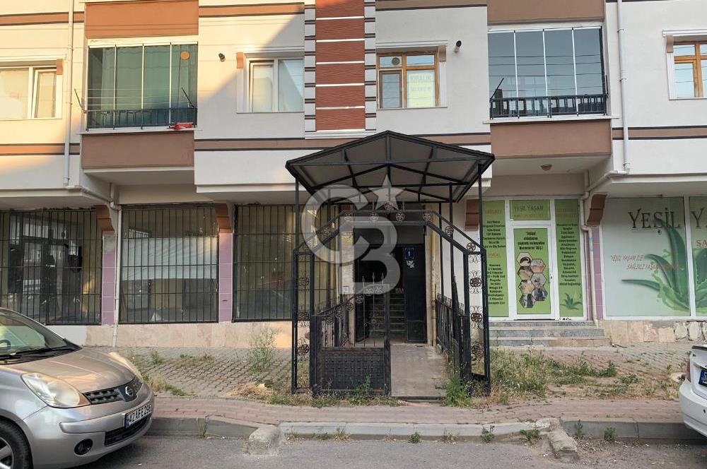 Sincan Yenikent’te Cadde Üzeri Ara Katta Asansörlü Satılık 3+1 Daire