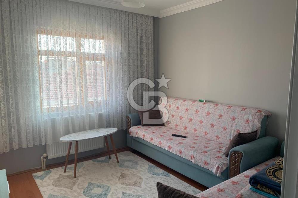 Sincan Yenikent’te Cadde Üzeri Ara Katta Asansörlü Satılık 3+1 Daire