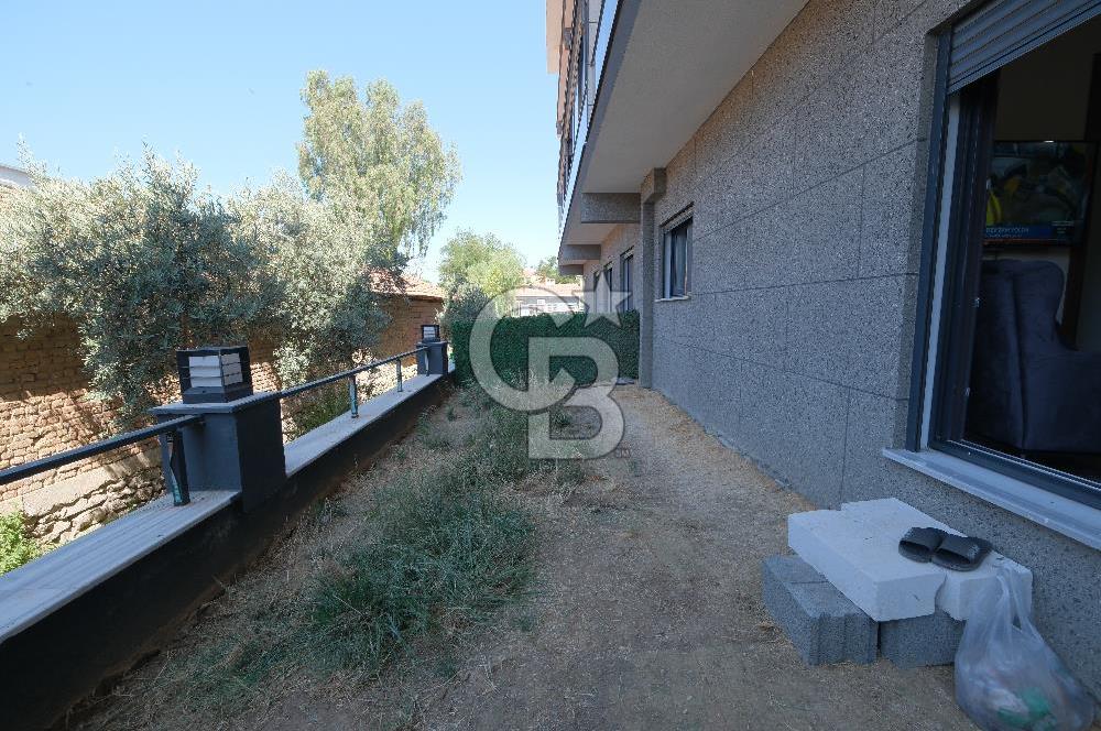 MENEMEN ULUKENT MERKEZDE CB İYA DAN SATILIK 1+1 LÜKS DAİRE