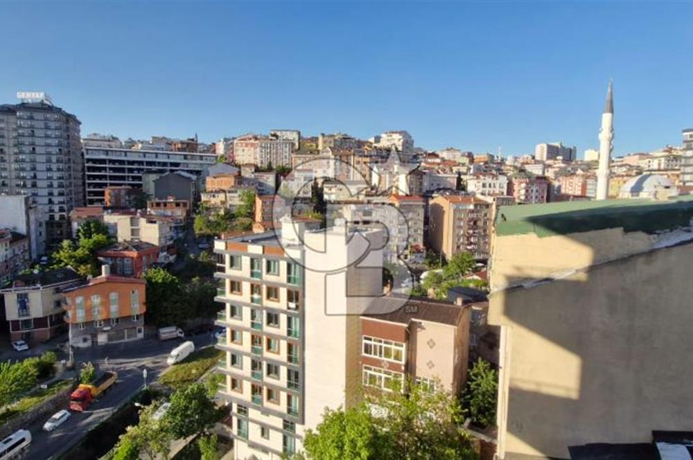 Acil satılık 2+1 Butik Sitede Otoparklı Seyir Teraslı Daire