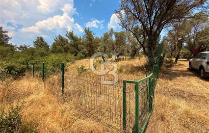 BORNOVA YAKAKÖY VİLLALAR BÖLGESİ’NE YAKIN 307 M2 TARLA