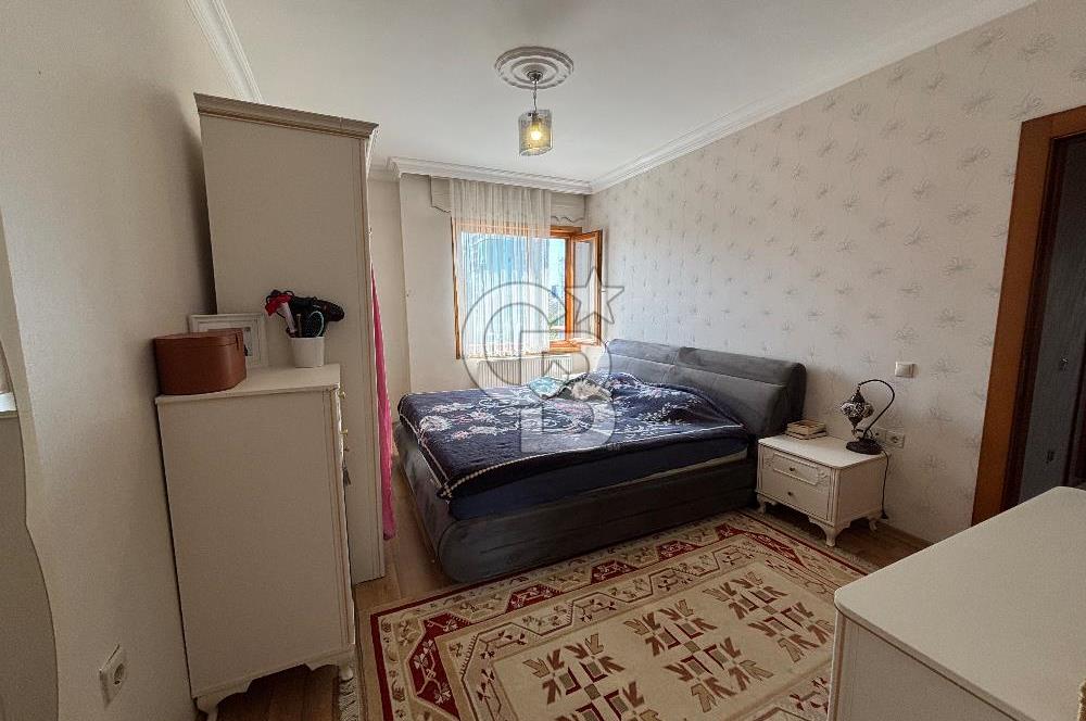 YUKARIÖVEÇLER MAHALLESİ 1235.CADDEDE BAKIMLI 4+1 SATILIK DAİRE