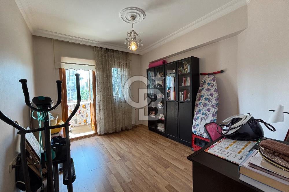 YUKARIÖVEÇLER MAHALLESİ 1235.CADDEDE BAKIMLI 4+1 SATILIK DAİRE