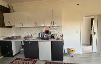 GÖLBAŞI MAHMATLIBAHÇEDE 1 DÖNÜM TARLA ÜZERİNDE SATILIK TAŞ EV