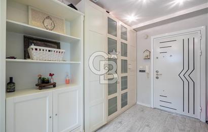DEMİRCİ DE ORMAN VE ŞEHİR MANZARALI MÜSTAKİL VİLLA