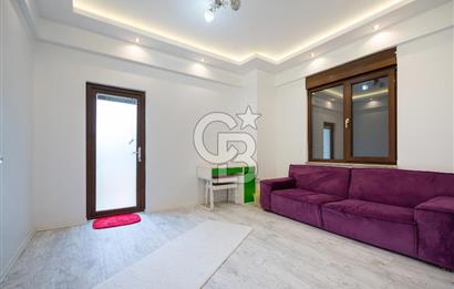 DEMİRCİ DE ORMAN VE ŞEHİR MANZARALI MÜSTAKİL VİLLA