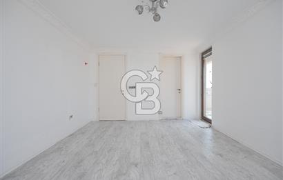 DEMİRCİ DE ORMAN VE ŞEHİR MANZARALI MÜSTAKİL VİLLA