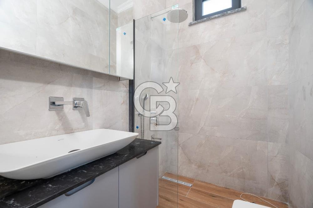 GÜMÜŞTEPE DE 4+1 HAVUZLU MÜSTAKİL VİLLA