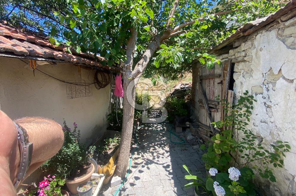Sira Mahallesi Imarli Arsa 