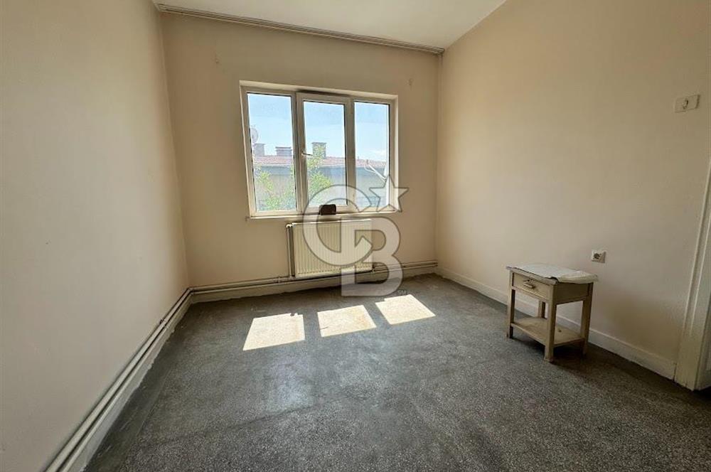 KÜÇÜKESAT TINAZTEPE MAHALLESİNDE FERAH SATILIK 3+1 DAİRE