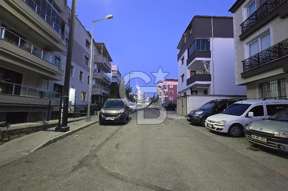 ALİAĞA FEN BİLİMLERİ YAKINI SATILIK AÇIK OTOPARKLI 3+1 DAİRE 