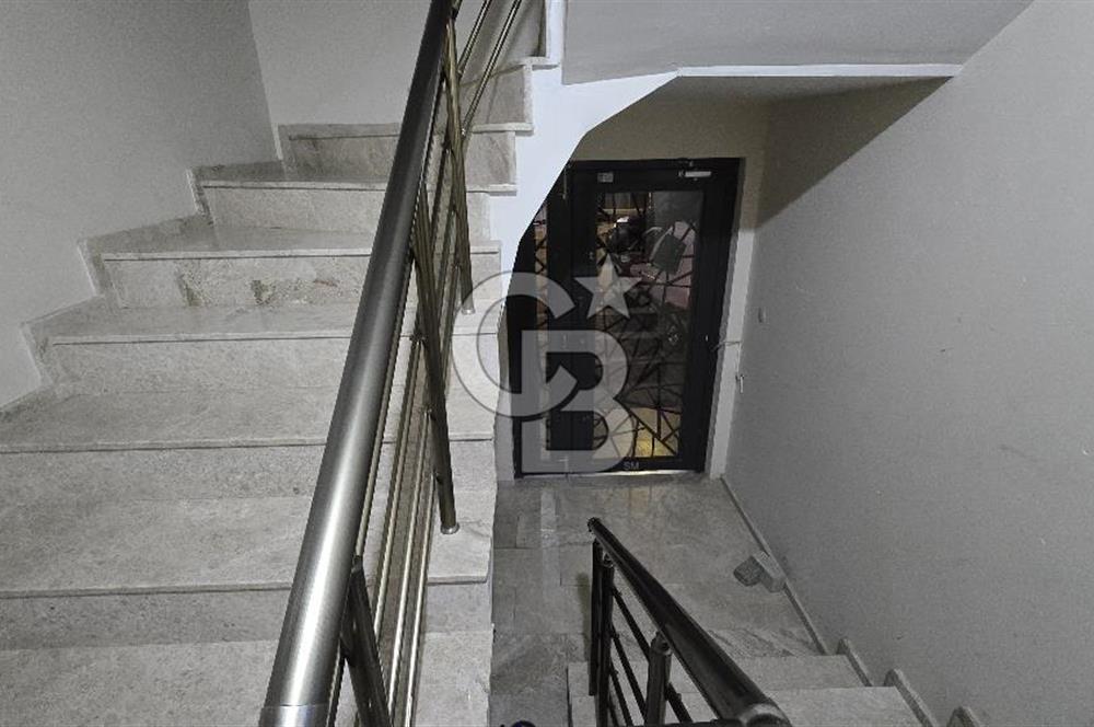 ALİAĞA FEN BİLİMLERİ YAKINI SATILIK AÇIK OTOPARKLI 3+1 DAİRE 