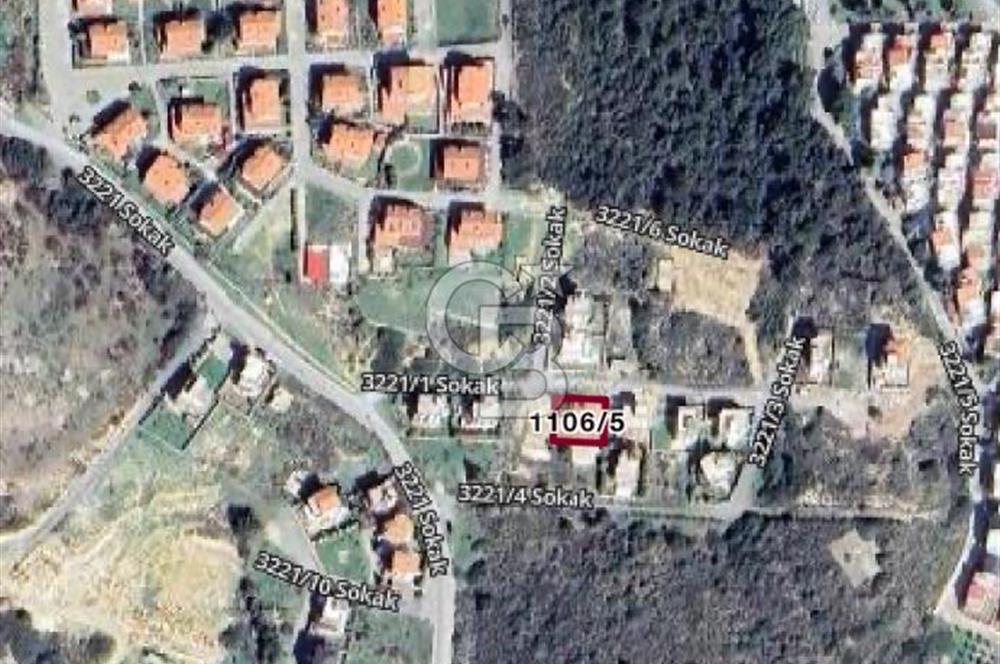 Sigacik’ta villalar bolgesinde Imarli Arsa