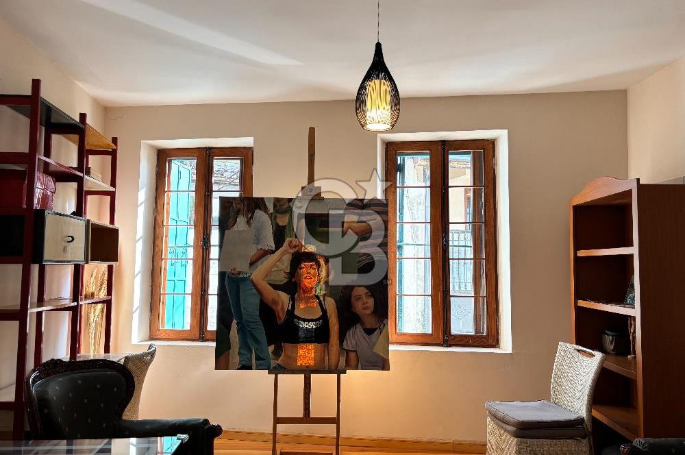 Urla Sanat Sokağın’da Kiralık Taş Ev