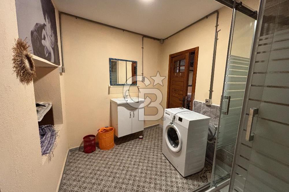 Urla Sanat Sokağın’da Kiralık Taş Ev