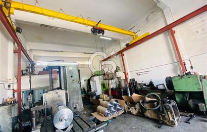 Bornova Kemalpaşa Caddesi Ambarlar Sitesinde Satılık Dükkan