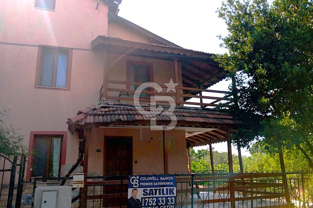 İZMİR URLA İSKELE'DE DENİZE YÜRÜME MESAFESİNDE SATILIK 4+1 DUBLEKS VİLLA