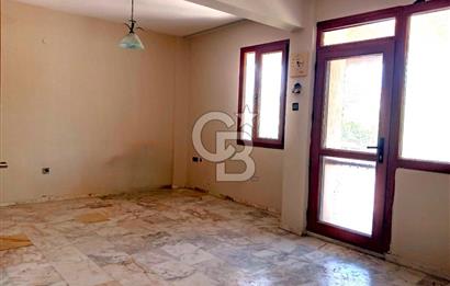 İZMİR URLA İSKELE'DE DENİZE YÜRÜME MESAFESİNDE SATILIK 4+1 DUBLEKS VİLLA
