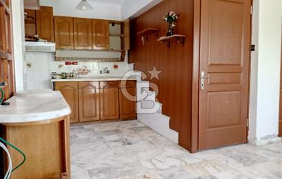 İZMİR URLA İSKELE'DE DENİZE YÜRÜME MESAFESİNDE SATILIK 4+1 DUBLEKS VİLLA