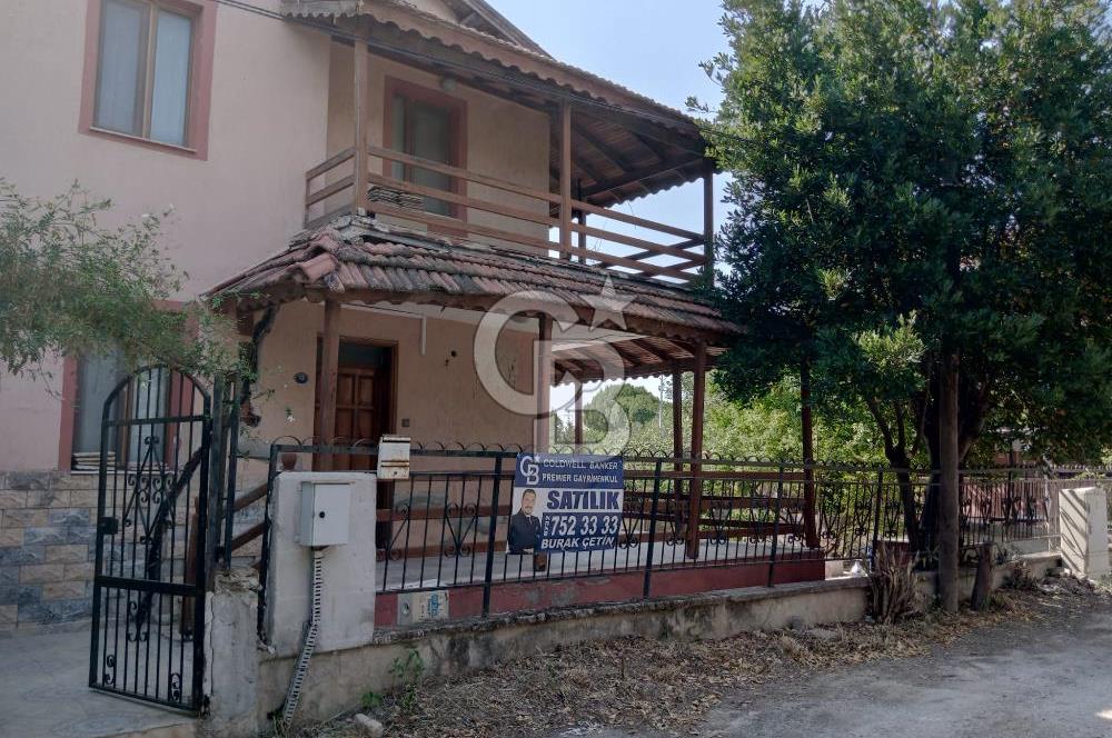 İZMİR URLA İSKELE'DE DENİZE YÜRÜME MESAFESİNDE SATILIK 4+1 DUBLEKS VİLLA