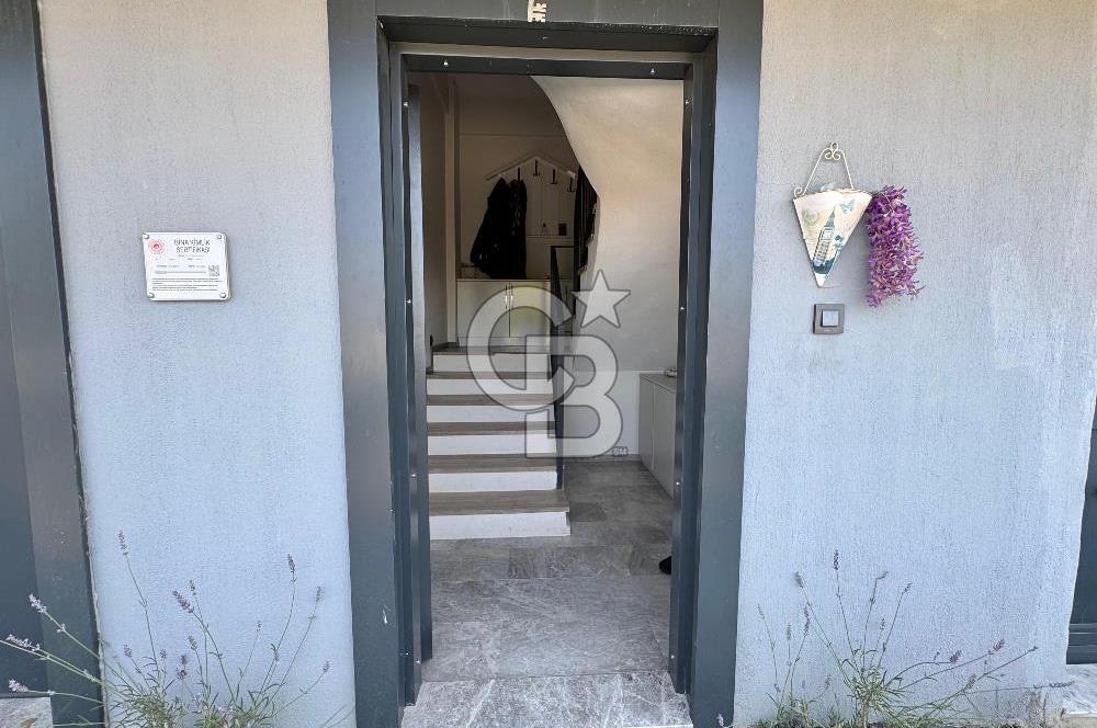 İzmir Buca Kaynaklar'da Satılık Dubleks Havuzlu Fırsat Daire