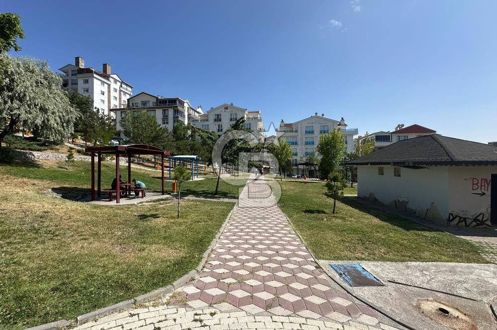 Etimesgut Süvari Mahallesinde Satılık Giriş kat Dublex 3+1 DAİRE
