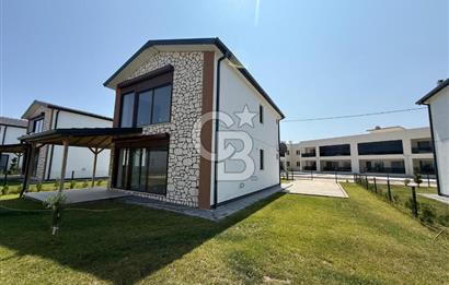LAPSEKİ UMURBEY DENİZE SIFIR MÜSTAKİL BAHÇELİ 3+1