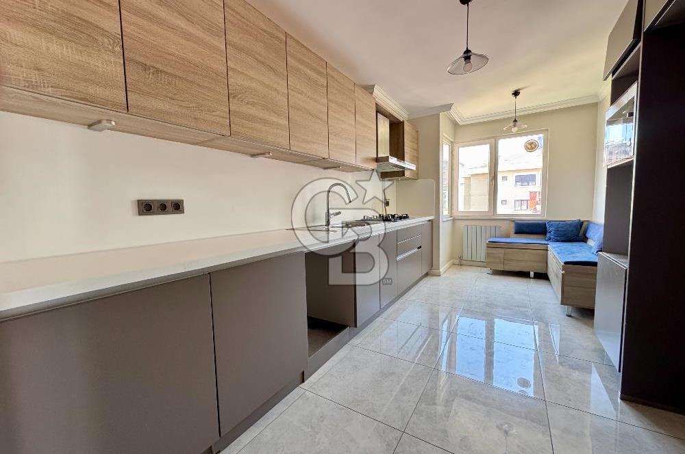 BAĞDAT CADDESİ 2. PARALELİNDE, YÜKSEK KATTA, BALKONLU, TADİLATLI, LÜKS 4+1 DAİRE