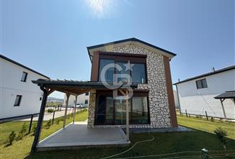 LAPSEKİ UMURBEY DENİZE SIFIR MÜSTAKİL BAHÇELİ 3+1