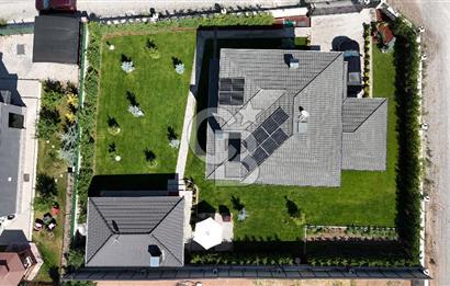 Gölbaşı Bahçelievler Mahallesinde Ultra Lüks Yapılı Villa 