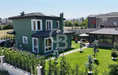 Gölbaşı Bahçelievler Mahallesinde Ultra Lüks Yapılı Villa 