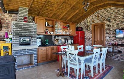 Gölbaşı Bahçelievler Mahallesinde Ultra Lüks Yapılı Villa 
