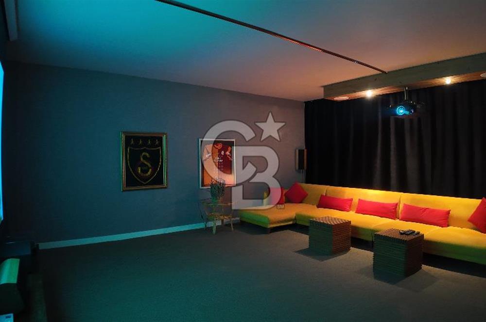 Gölbaşı Bahçelievler Mahallesinde Ultra Lüks Yapılı Villa 
