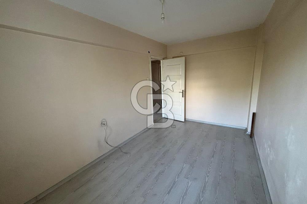 Adnan Süvari'de Park Ve Deniz Manzaralı 3+1 Ayrı Mutfaklı Daire