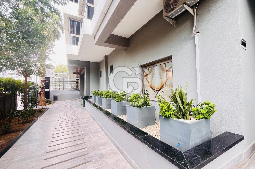 Bornova Goldiva Kuzey Sitesinde Satılık Kiracısız 2+1 Boş Daire