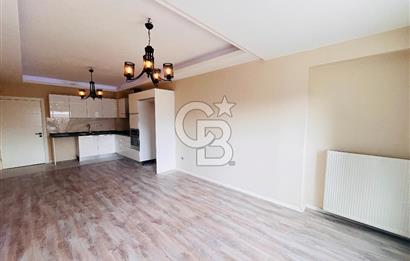 Bornova Goldiva Kuzey Sitesinde Satılık Kiracısız 2+1 Boş Daire